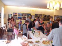 K příjemné atmosféře vernisáže přispělo i pohoštění od Café Fontana