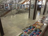 Součástí výstav Poznej světové dědictví UNESCO je bohatý informační materiál o památkách UNESCO, často doplněný praktickými radami na cestu