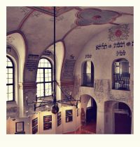 Výstava Švýcarské dědictví UNESCO našla v dubnu 2015 zázemí v nádherné Zadní synagoze v Třebíči (foto Jana Sigmundová)