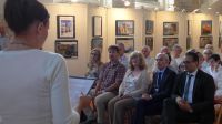 Ze zahájení výstavy Tuniské dědictví UNESCO (zprava doleva ředitel ONTT Praha Oussama Ben Yedder, velvyslanec Tuniska v Česku J.E. Selim Hammami, autorka projektu RNDr. Milena Blažková, místostarosta Třebíče Pavel Pacal s manželkou 